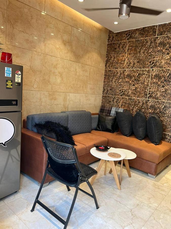 Divine Studios Rajouri Garden 新德里 外观 照片