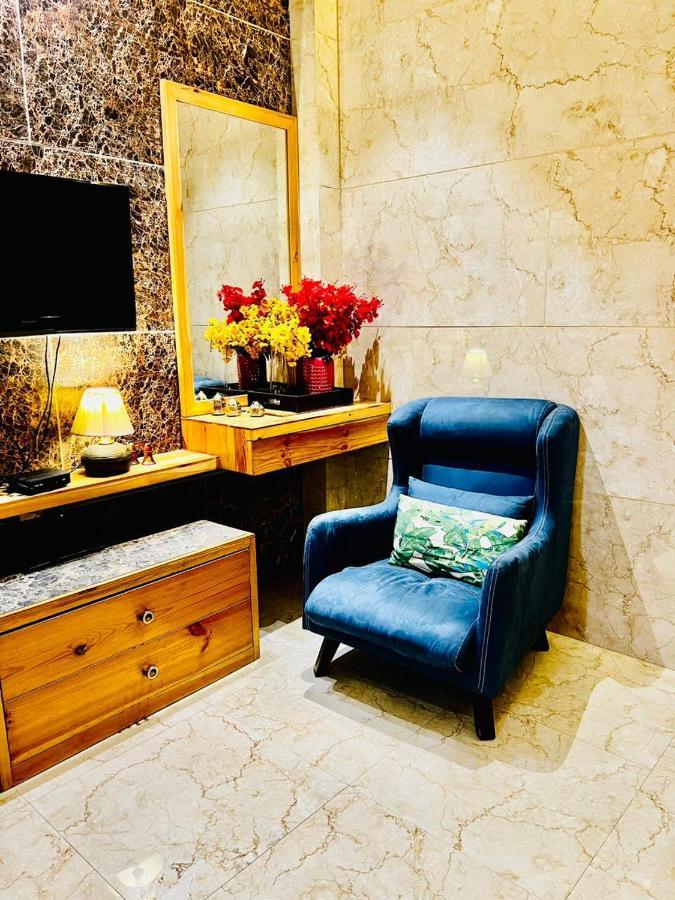 Divine Studios Rajouri Garden 新德里 外观 照片