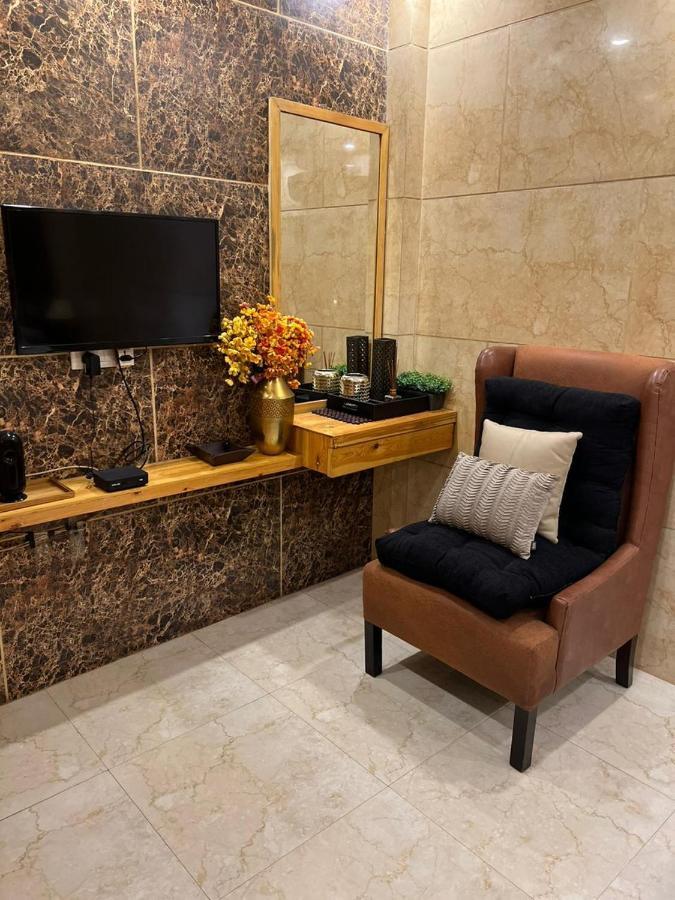 Divine Studios Rajouri Garden 新德里 外观 照片