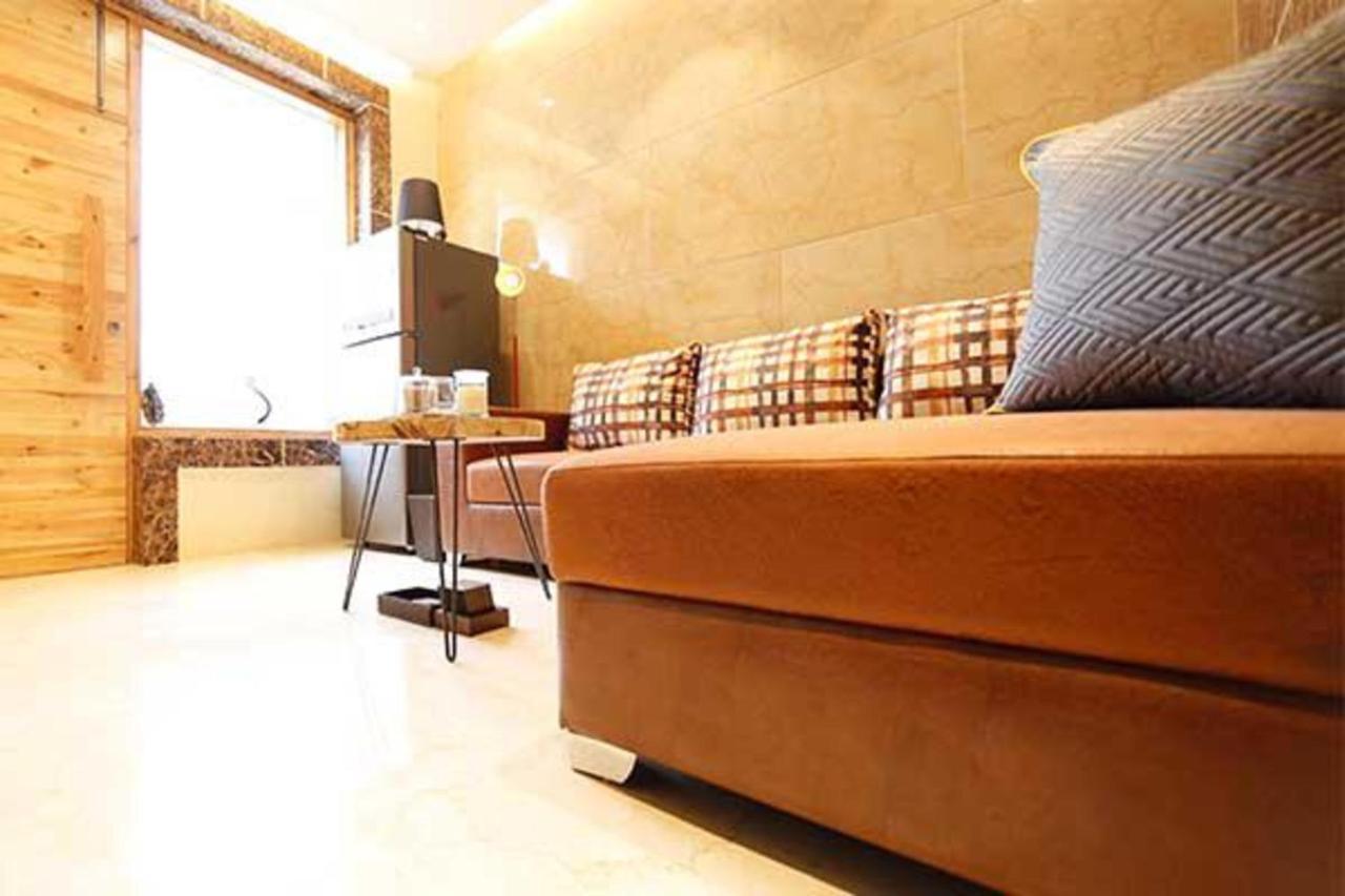Divine Studios Rajouri Garden 新德里 外观 照片