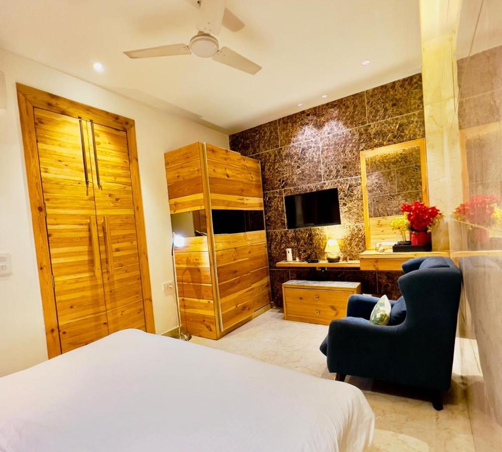 Divine Studios Rajouri Garden 新德里 外观 照片