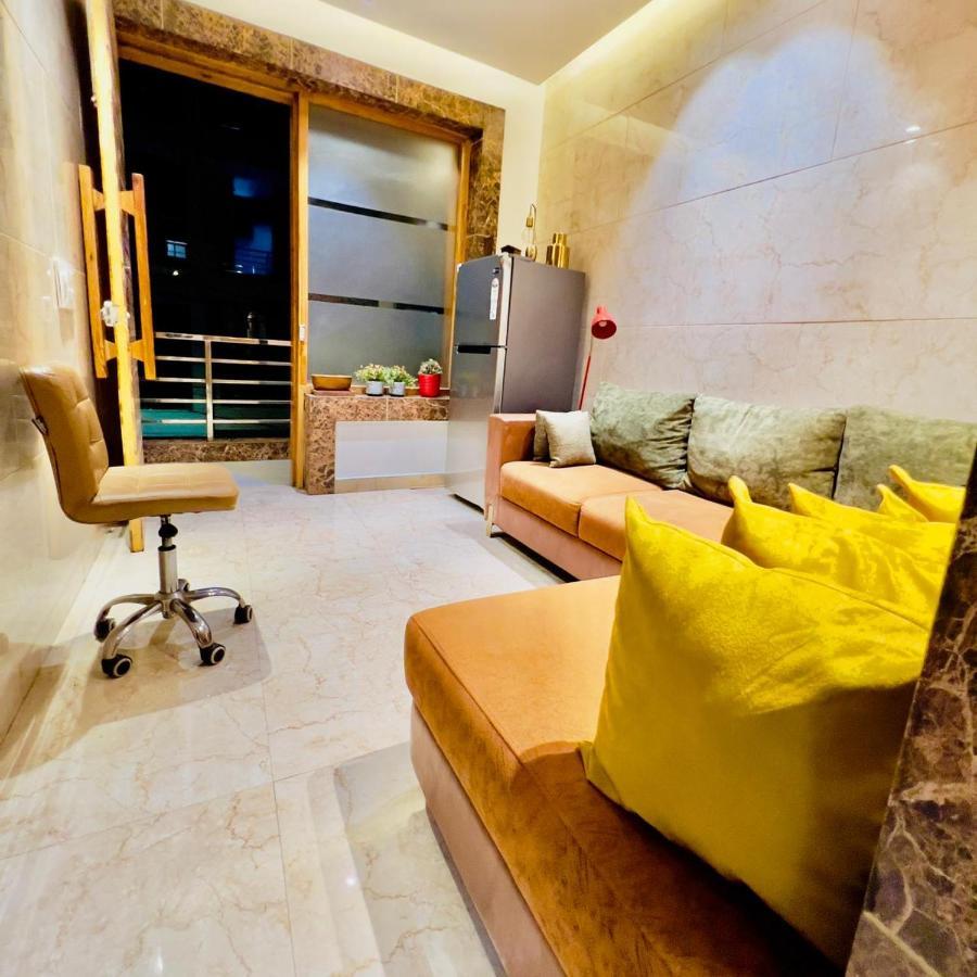 Divine Studios Rajouri Garden 新德里 外观 照片
